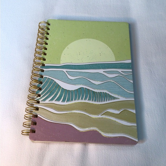 Set of 4 Colorful Spiral Notebook Journals 240 Page Each - Picture 7 of 12